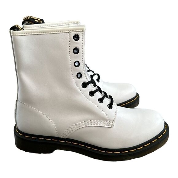 Dr. Martens Women's 1460 Softy T Boots White Size 6 - Picture 3 of 5